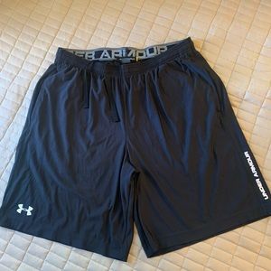 Mens Under Armour Shorts Large